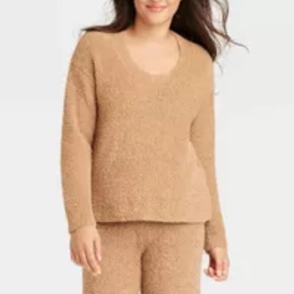 Stars Above Fuzzy Scoop Neck Long Sleeve Brown Sherpa Sweatshirt Pullover Small - Picture 1 of 7